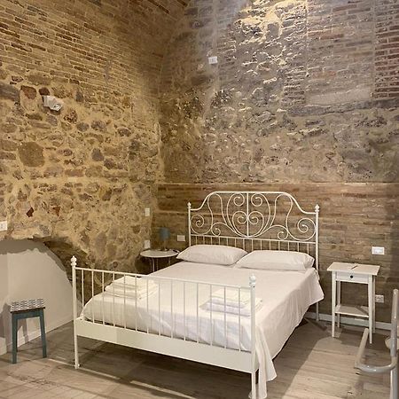 Appartamento Le volte nel borgo Termoli Esterno foto
