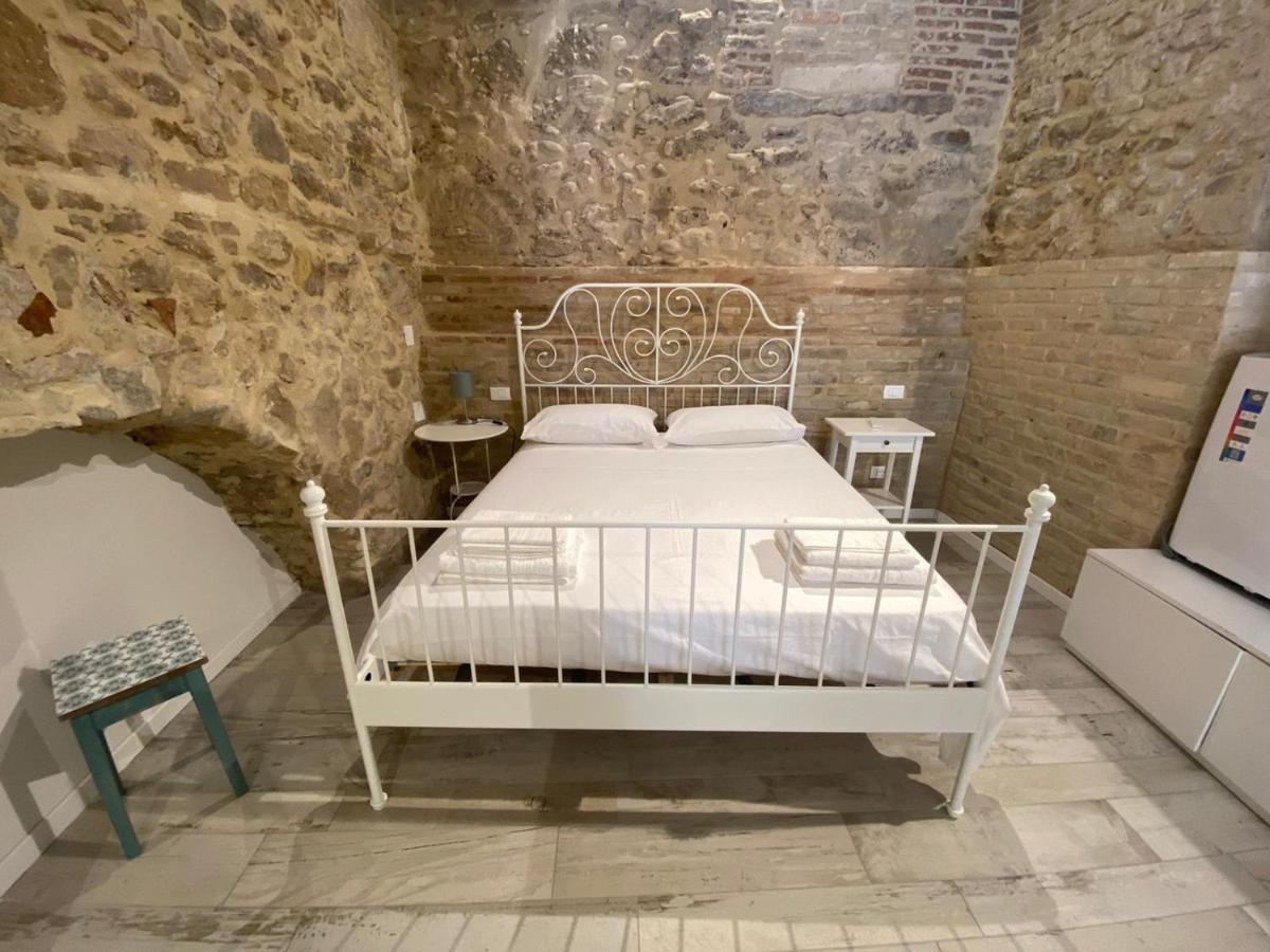 Appartamento Le volte nel borgo Termoli Esterno foto