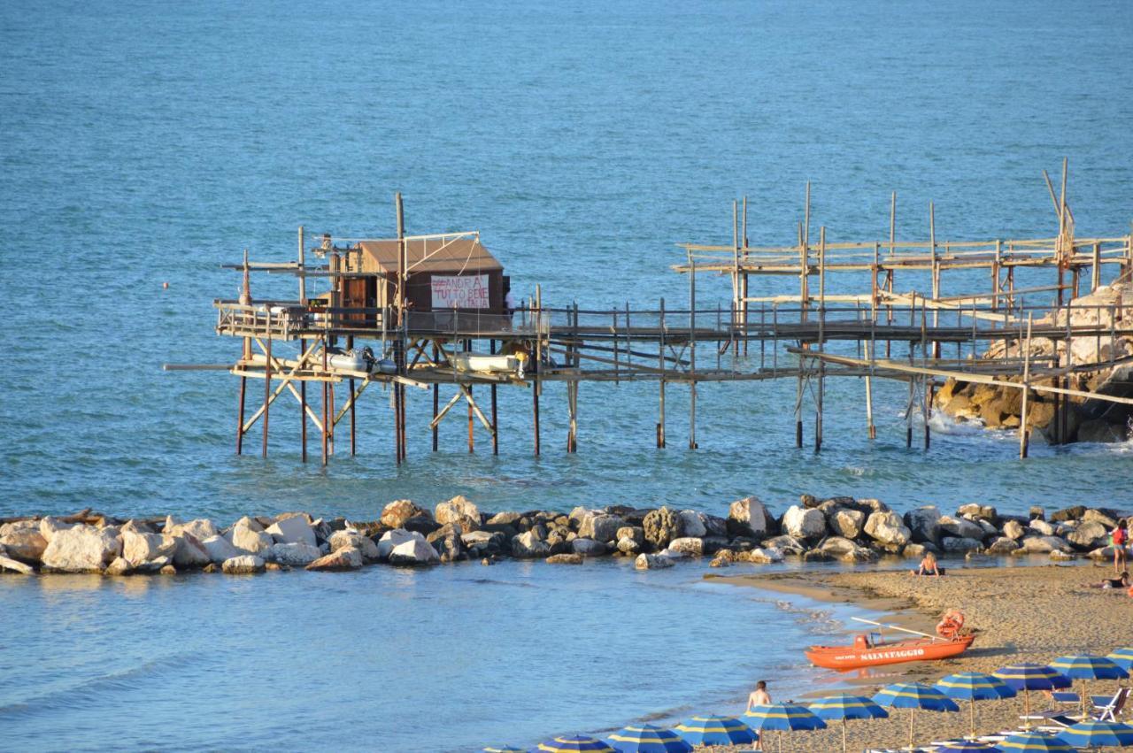 Appartamento Le volte nel borgo Termoli Esterno foto